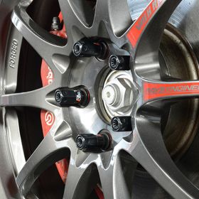 Project Kics R40 iCONIX Lug Nuts